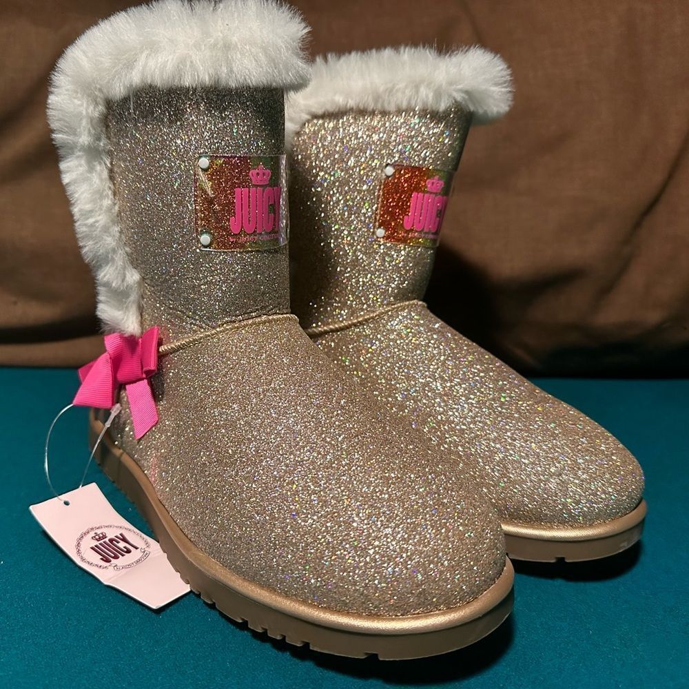 Juicy Couture Snow Glitter Gold Boots​